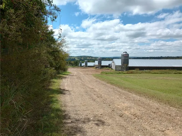 130 Madison St #7797, Huntsville, AR 72740