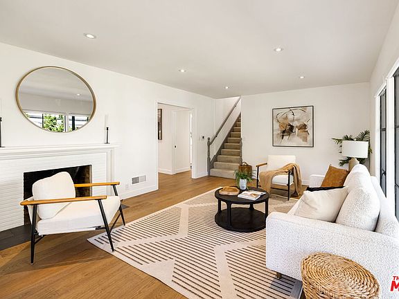 3rd image of 2034 Empress Ave