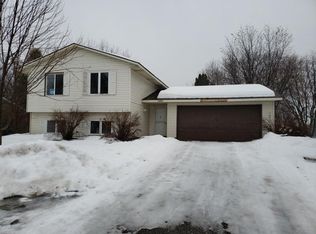 15890 Harmony Way, Apple Valley, MN 55124