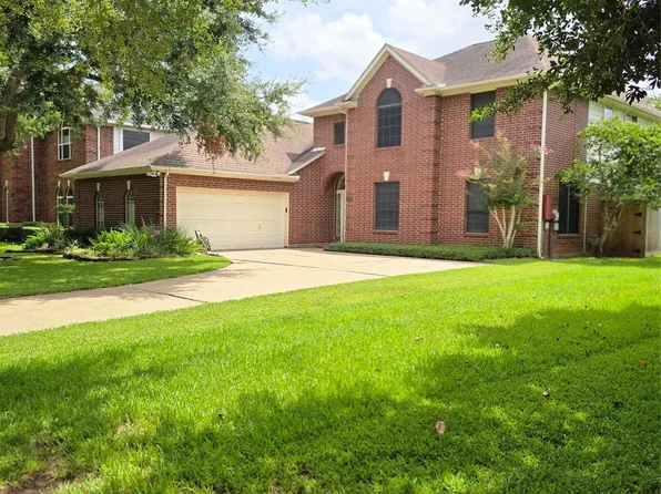 2431 Oyster Loop Dr, Sugar Land, TX 77478