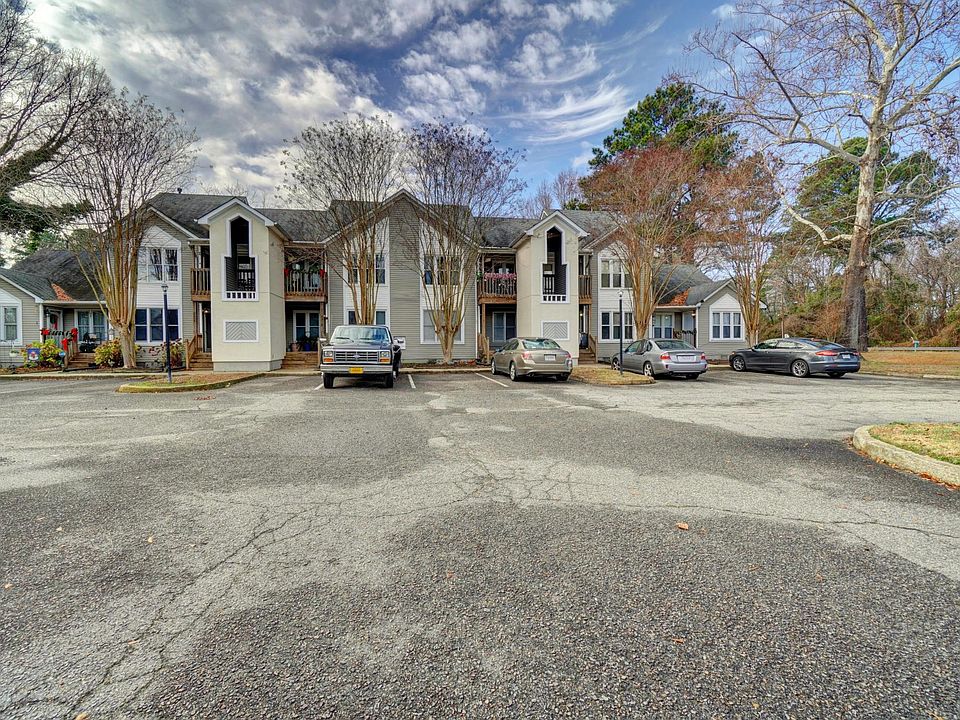 1st image of 3814 Wyatt Dr