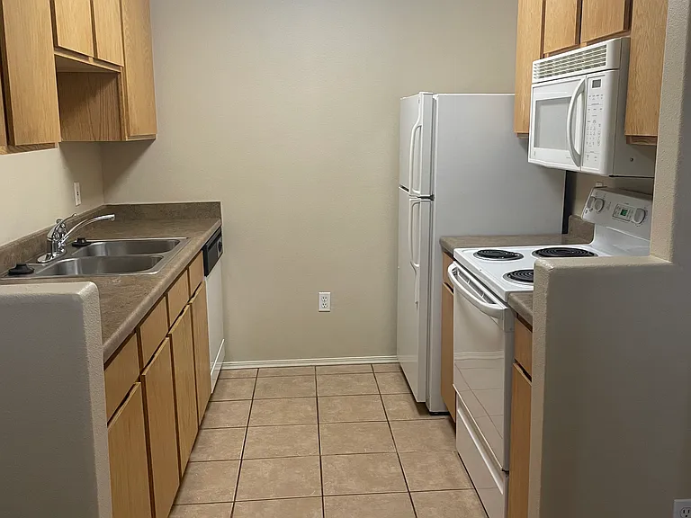 1100 Goeglein Gulch Rd #101 — Photo 1