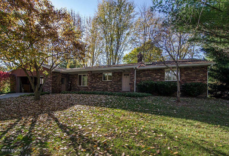 1st image of 410 Christiana Dr