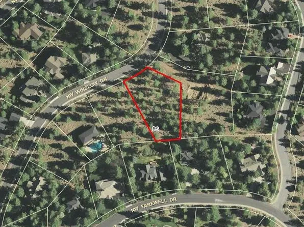 3070 NW Winslow Dr, Bend, OR 97703