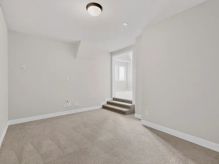 5901 The Esplanade Dr — Photo 34