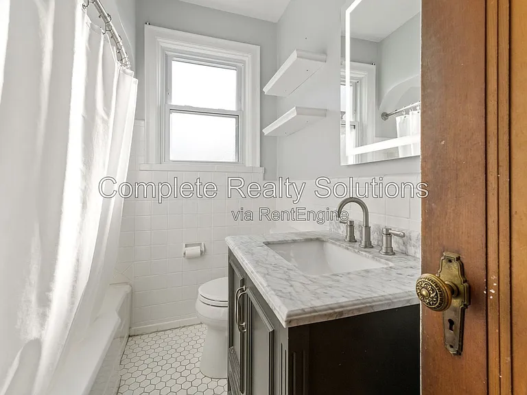 8511 Florence Ave — Photo 23