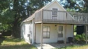 1st image of 107 Chicago St NE