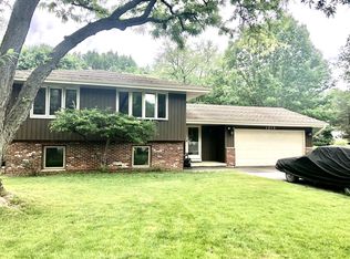 1213 Jill Peak Dr, Dundee, IL 60118
