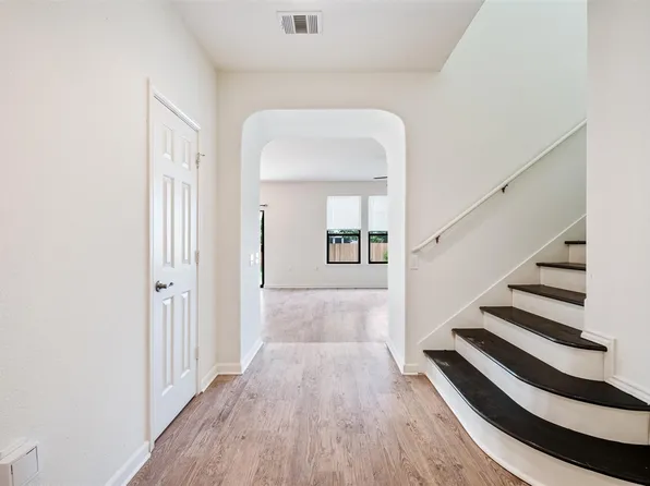 9109 Ipswich Bay Dr, Austin, TX 78747