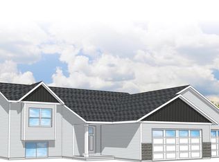 2106 S Cottonwood Ave, Marshfield, WI 54449