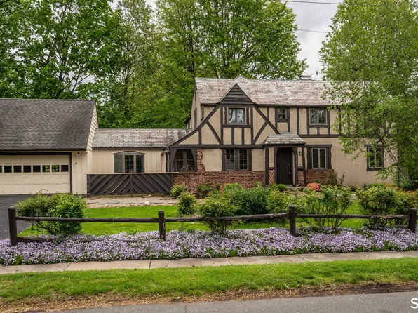 2308 Albany Avenue, West Hartford, CT 06117