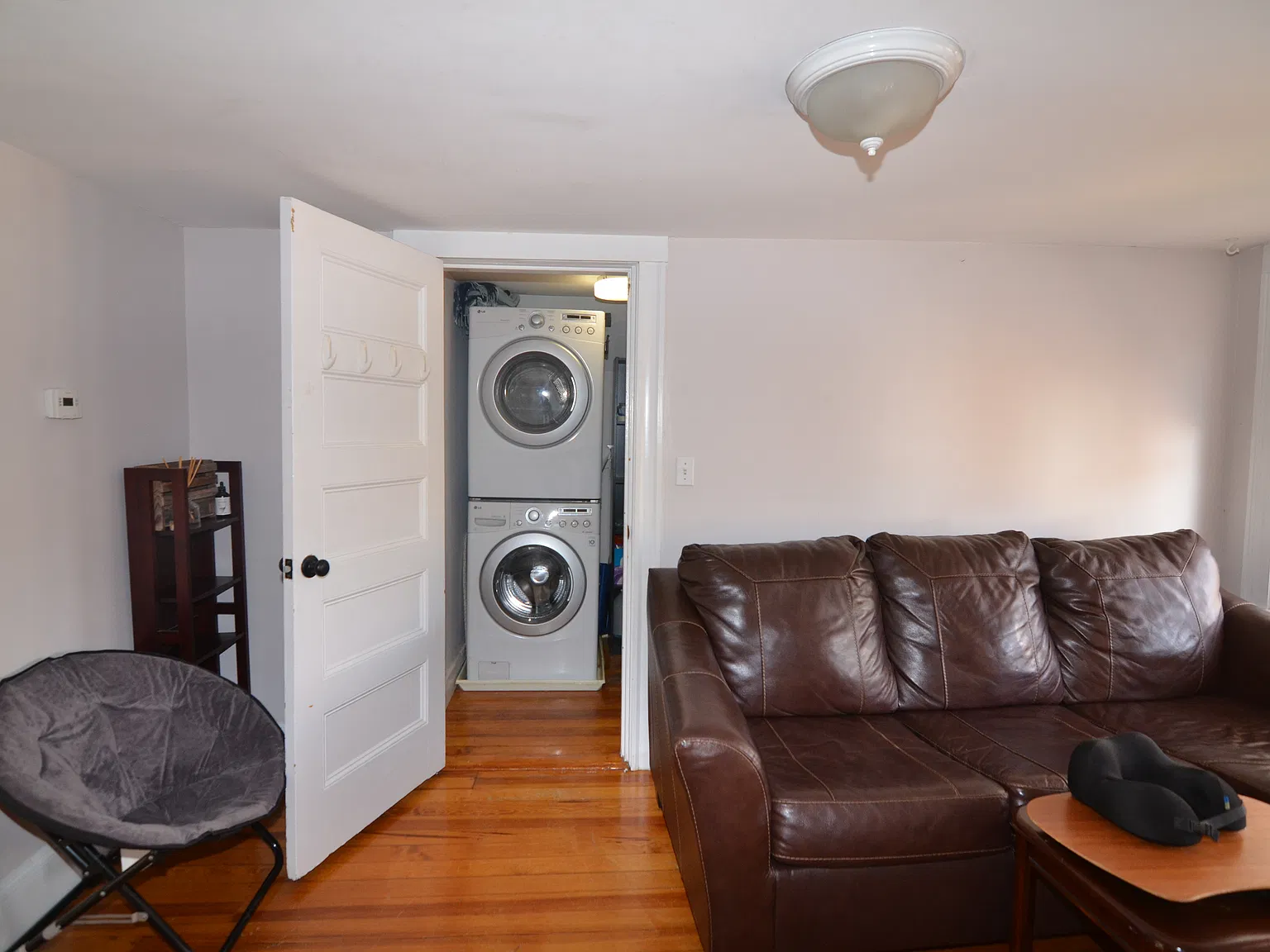 1 bed, 700 sqft, $1,900 — Photo 4