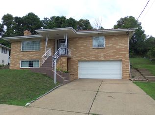 159 Forest Rd, Weirton, WV 26062