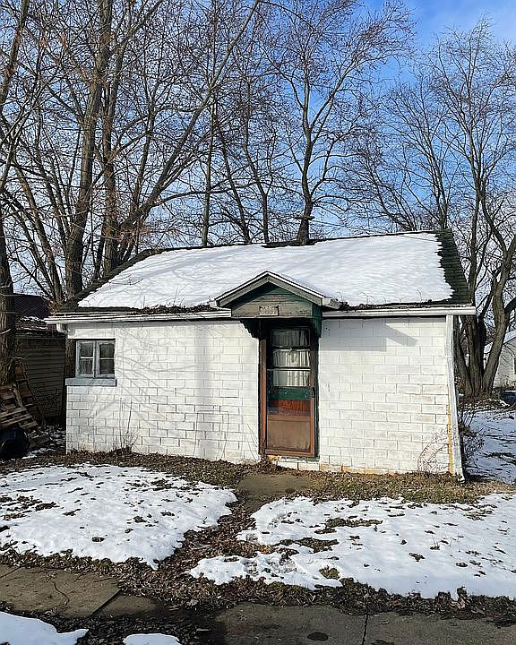 1st image of 521 Markley Ave