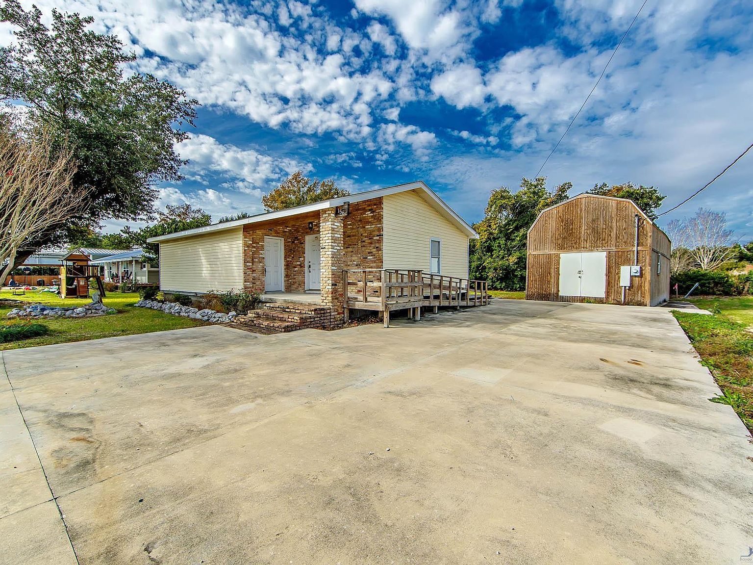 156 Saint Pierre Dr, Larose, LA 70373 MLS 2023020622 Zillow