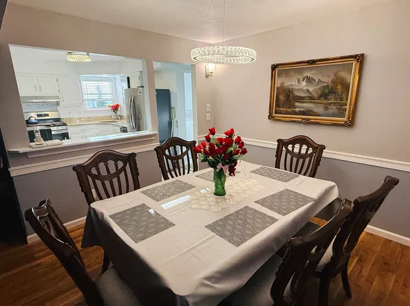 2703 Princess St APT 1, Bellmore, NY 11710