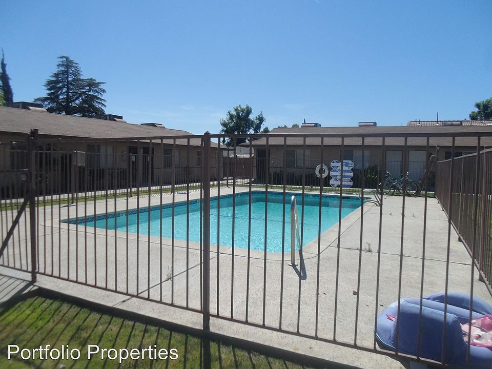 2nd image of 1230 Flower St APT 11