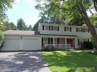 7 Symphony Dr, Whitesboro, NY 13492