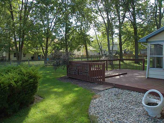 2nd image of 3922 Tarrington Dr