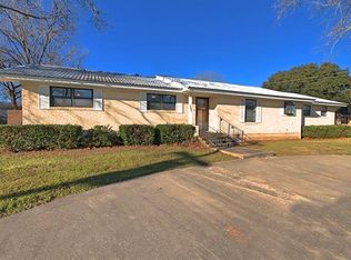 206 N Bosque St, Meridian, TX 76665