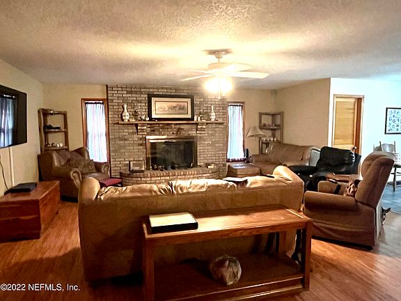 3rd image of 180 COUNTY ROAD 309C