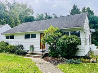 240 Spanktown Rd, Florida, NY 10921