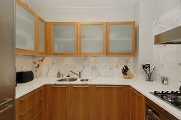 Rented by Douglas Elliman | media 35