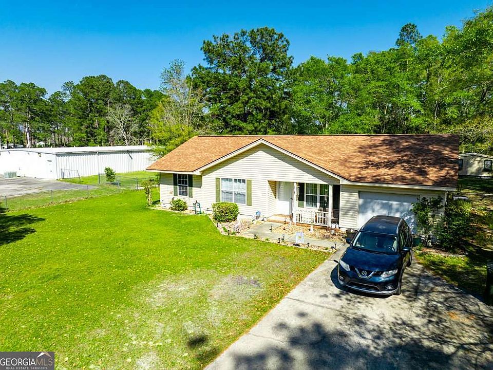 1st image of 2218 Riverside Ave