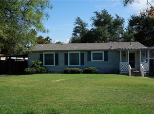 1525 Hummingbird Ln, Graford, TX 76449