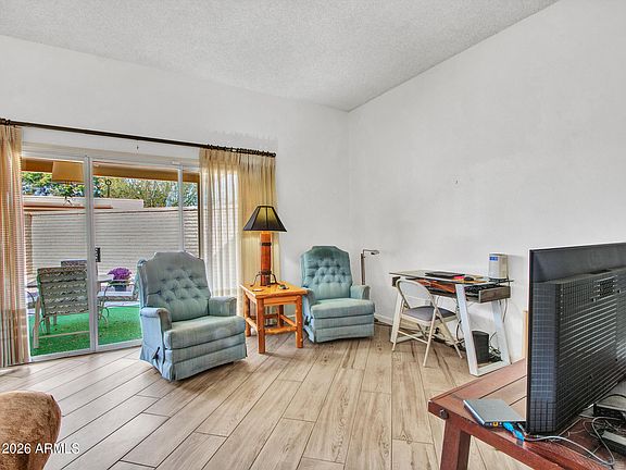 5th image of 10306 W HUTTON Drive