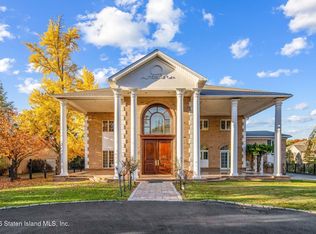 289 Ocean Ter, Staten Island, NY 10301