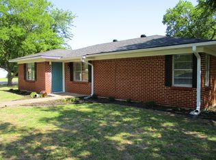 202 NE Front St, Savoy, TX 75479