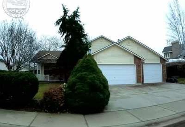 1319 E Beagle St - Property Image