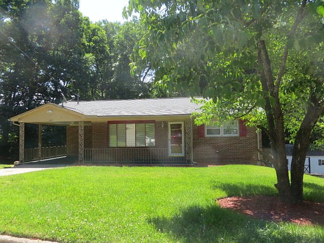 1st image of 137 Lipton Ln