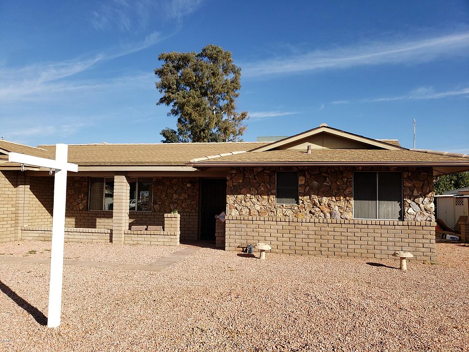 1st image of 10848 W Cherry Hills Dr W