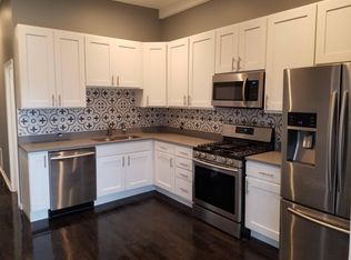 2528 N Fairfield Ave #1, Chicago, IL 60647