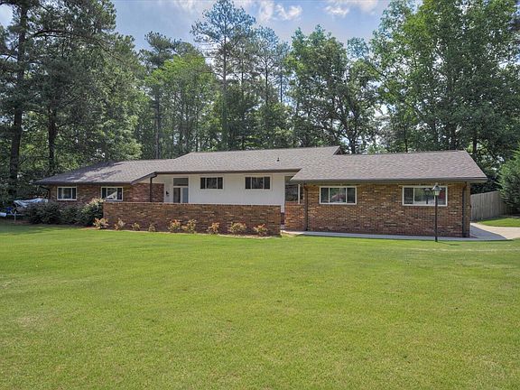 2nd image of 3522 Nassau Drive