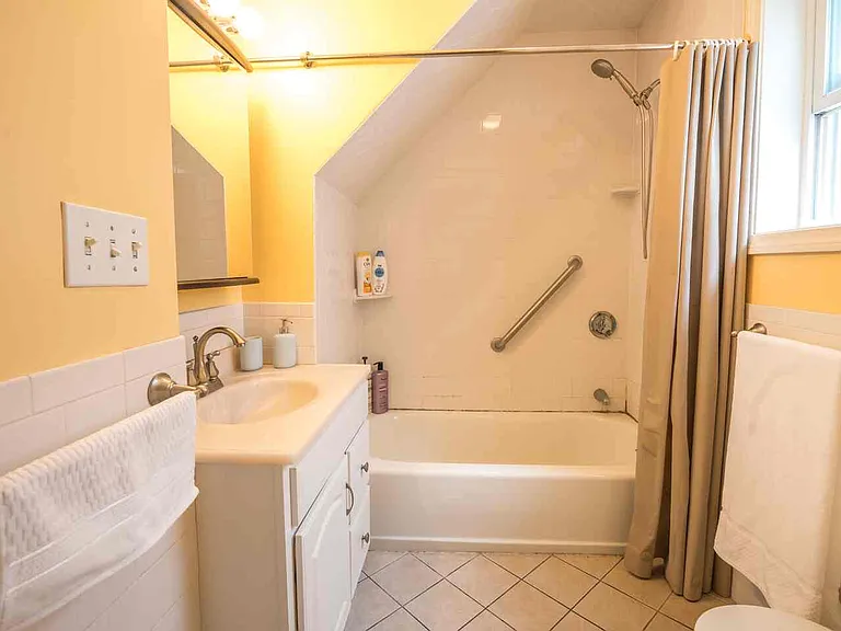 53 Chester St #53 — Photo 13