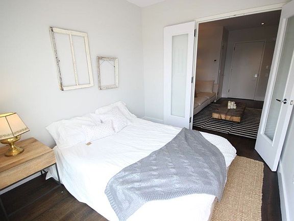4th image of 167 Graham Ave #2NNAR