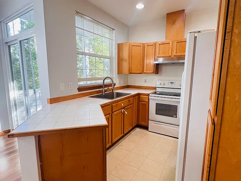 344 227th Ln NE — Photo 11