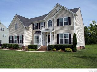 13613 Parsons Bay Dr, Chester, VA 23836