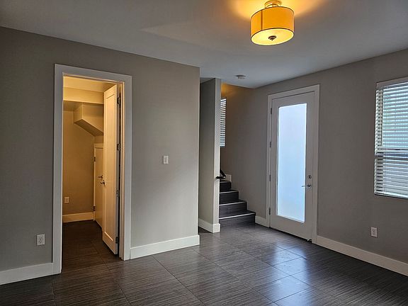 5th image of 1106 E Weber Dr #1004
