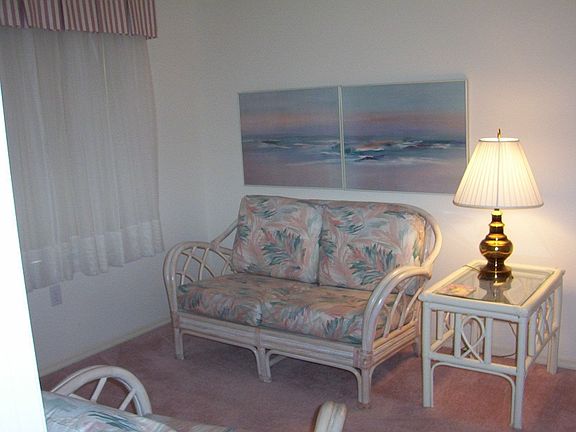 Guest Bedroom/Den