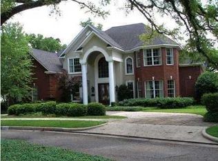 4001 McGregor Oaks, Mobile, AL 36608