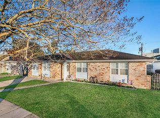 2717 Veronica Dr, Chalmette, LA 70043