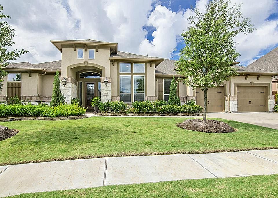 1st image of 18903 S Bee Cave Springs Cir