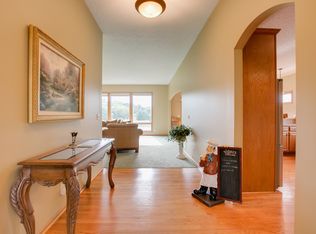 7399 73rd St S, Cottage Grove, MN 55016