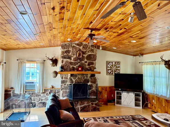 146 Ponderosa Dr, Sandy Ridge, PA 16677