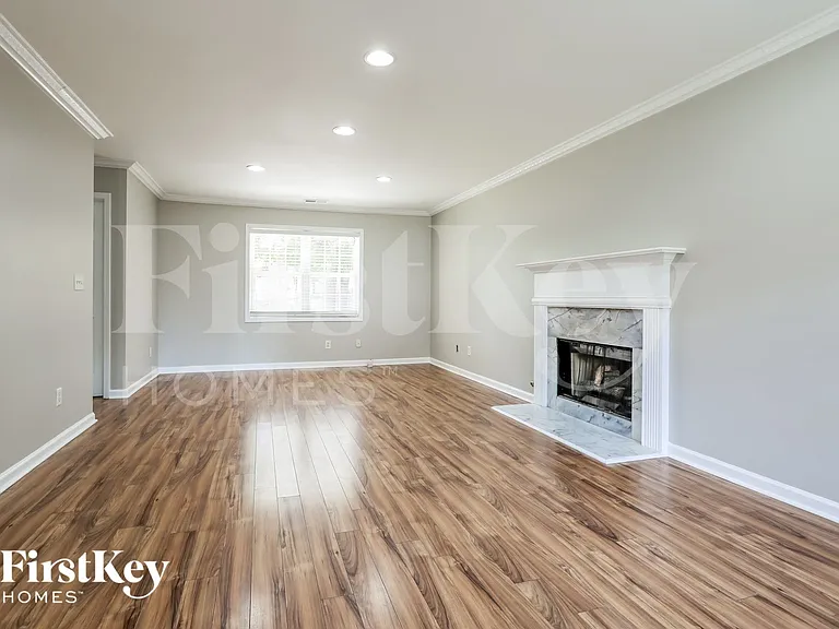 55 Foster Trace Dr — Photo 3