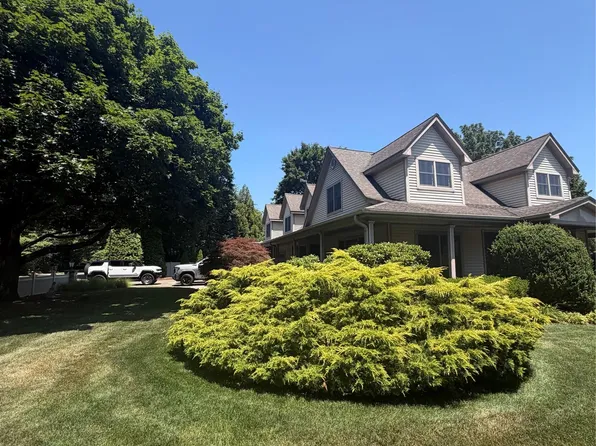 514 8th Avenue, East Northport, NY 11731